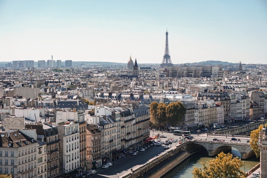 paris

