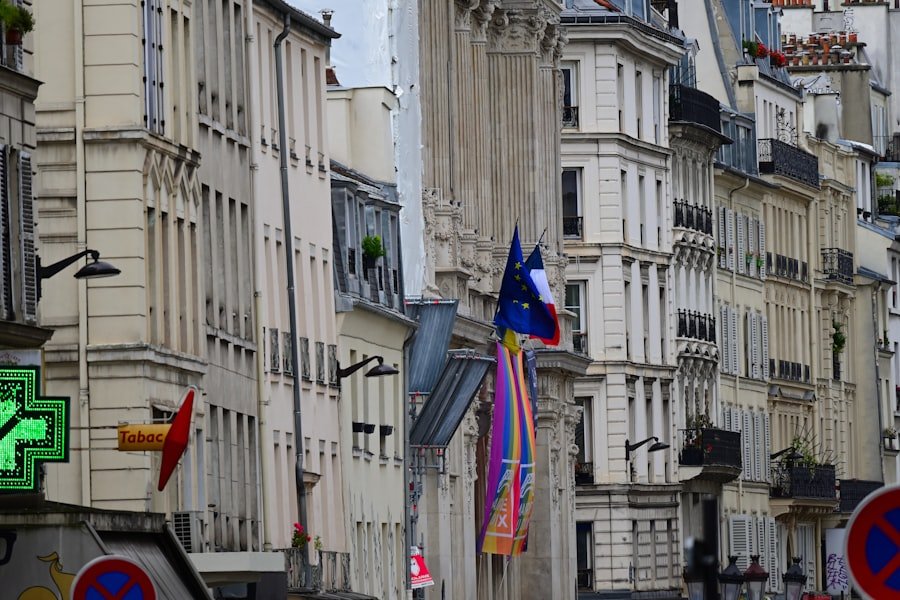 France flag
